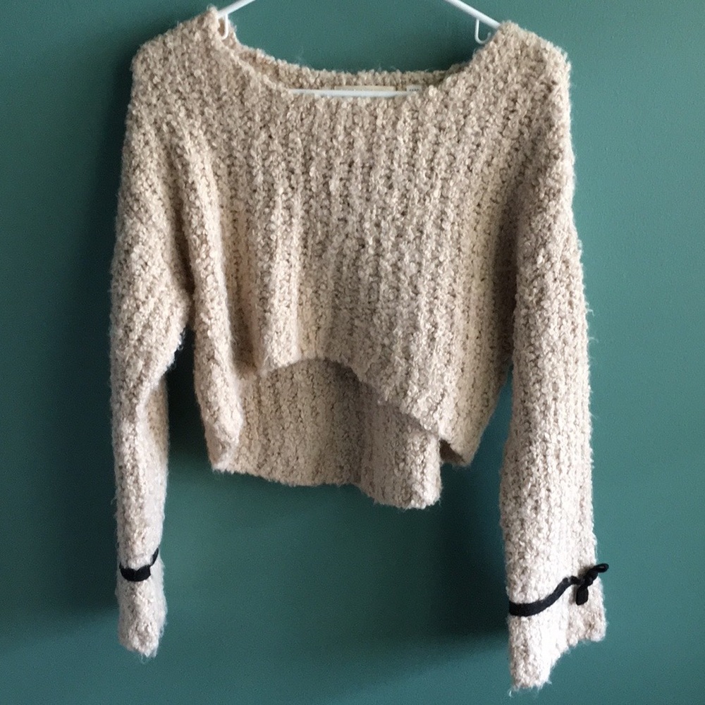 Cropped knit sweater
